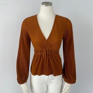 NWT Abercrombie and Fitch Rust Top X Small